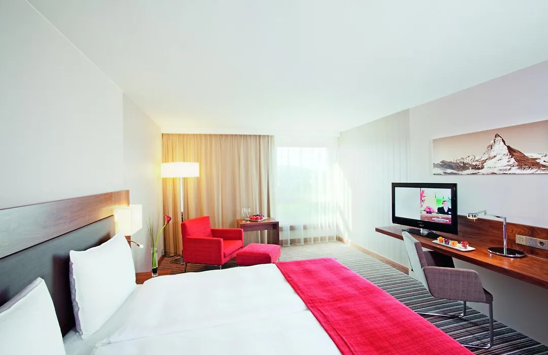 Moevenpick Hotel Zurich Airport-1